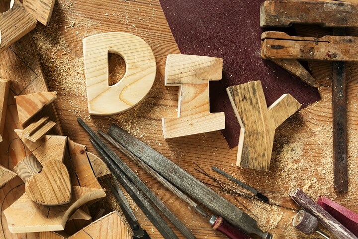 DIY Holzbuchstaben